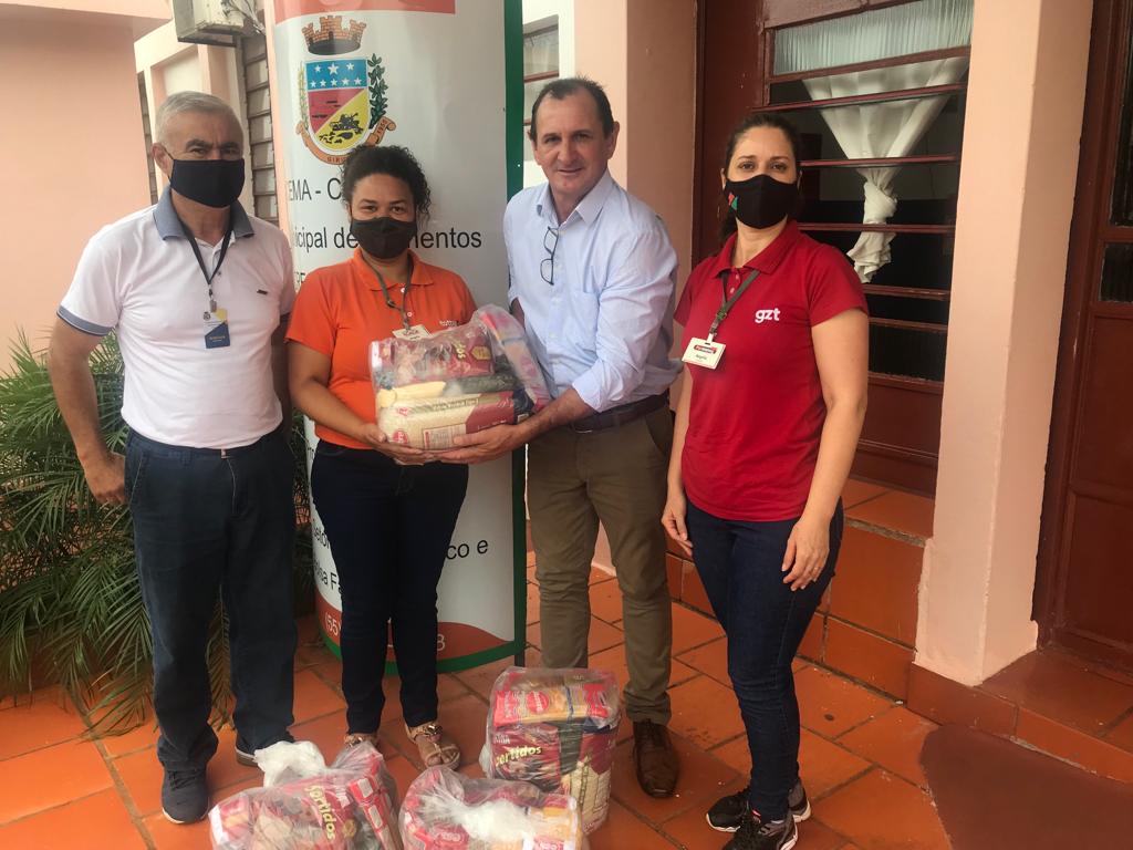 Governo Municipal recebe doação de 94 cestas básicas de comércio local